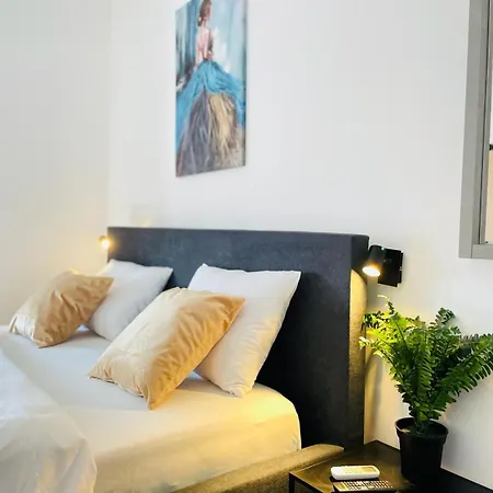 Astraluxe Apartment