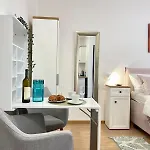 Διαμέρισμα Astraluxe *